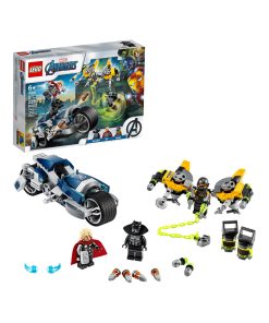 LEGO Marvel Avengers Speeder Bike Attack 76142